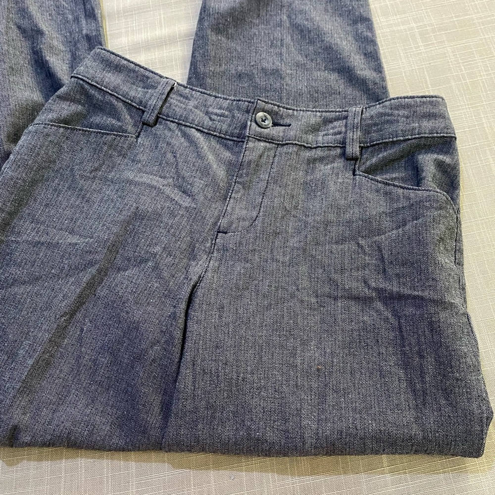 Lee Relaxed Fit Slacks- women’s size 8 - Picture 4 of 13